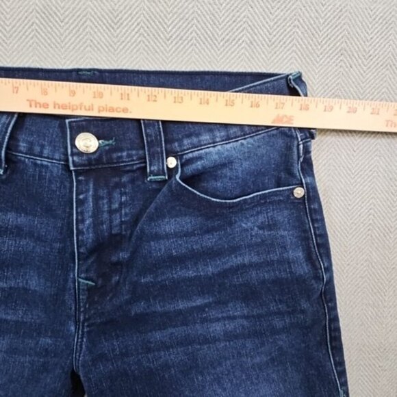 True Religion Jeans Men's 34 x 32 Blue Relaxed Denim Green Contrast Stitching - Picture 3 of 16